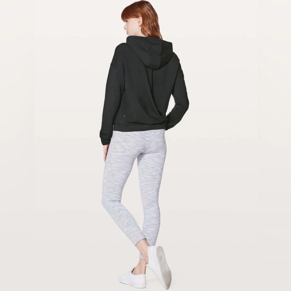 Lululemon Twisted & Tucked Pullover in Black